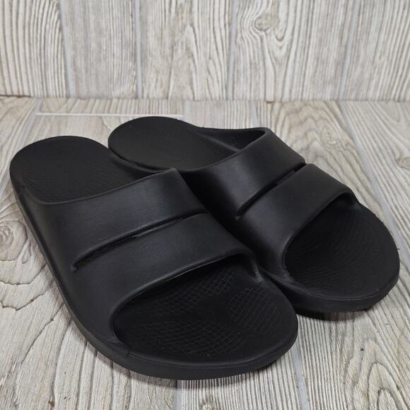 OOFOS OOahh Black Comfort Slide Sandals Mens Size 10 Womens Size 12